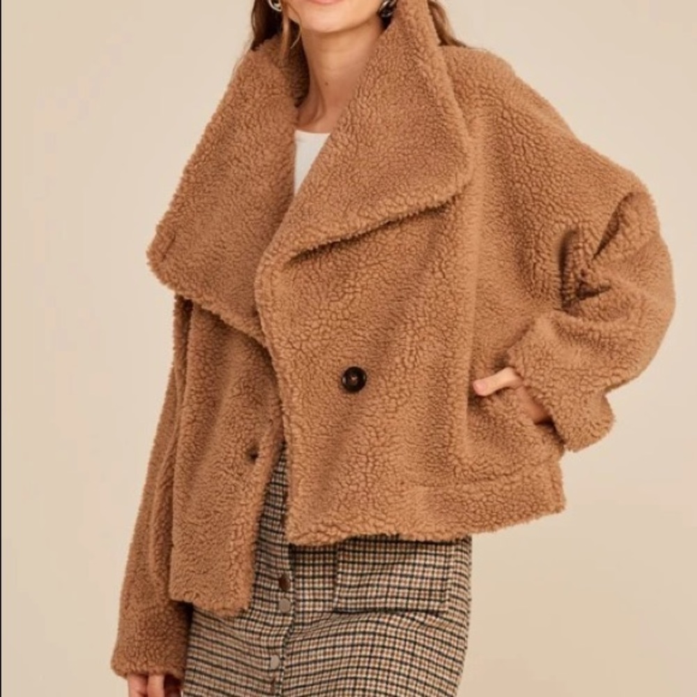 OOH LA LUXE Montauk Fleece Jacket